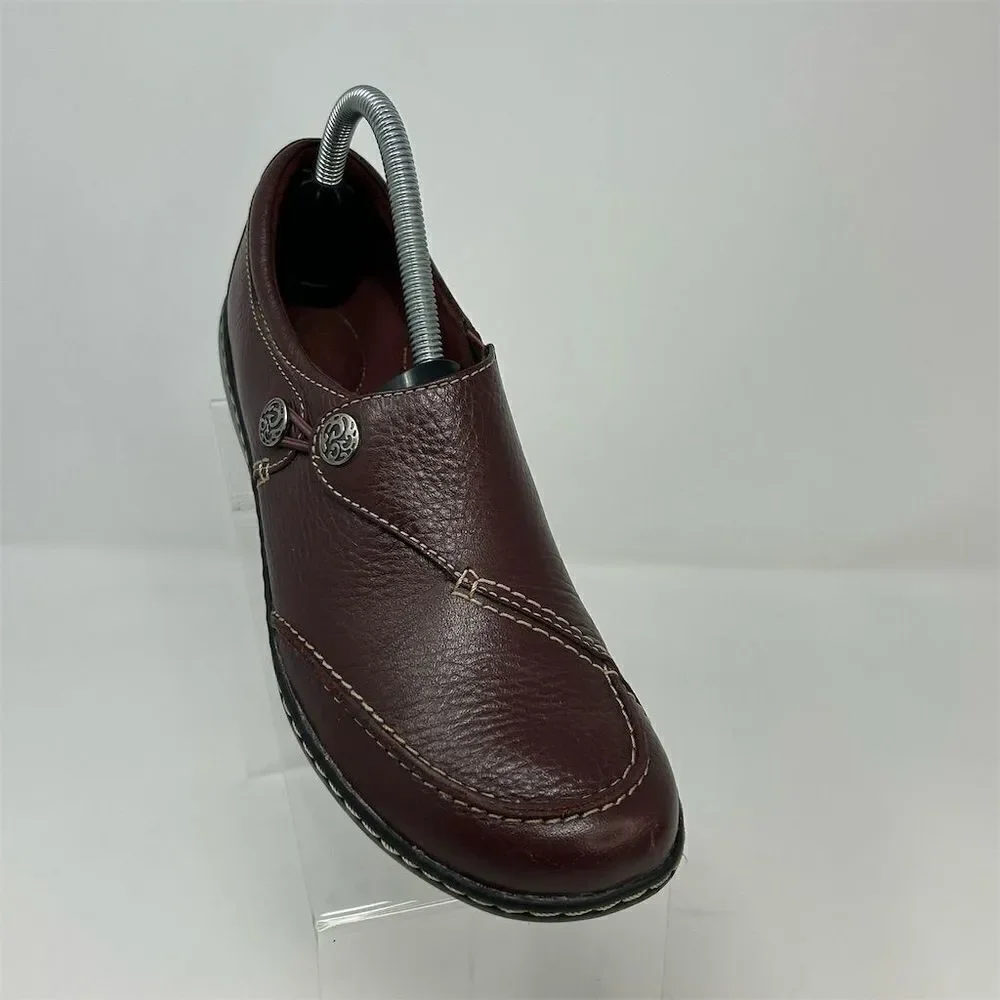 Clarks Women's Rich Burgundy Red Leather Loafers Size 9.5 Narrow Casual Flats